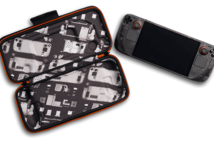 Steam Deck OLED LE with carrying case